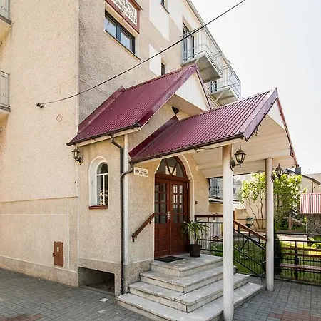 Marlon Alojamento de Acomodação e Pequeno-almoço Jastrzębia Góra