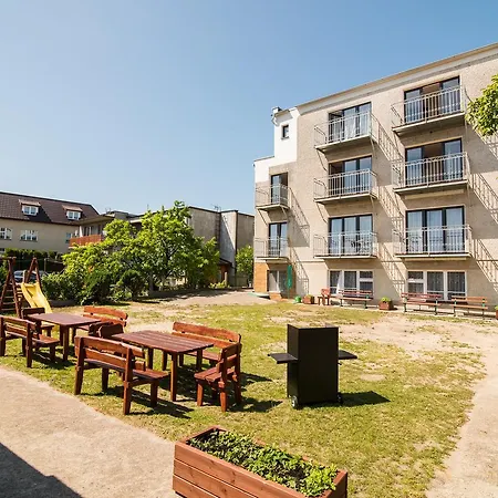 ベッド・アンド・ブレックファスト Marlon 3*