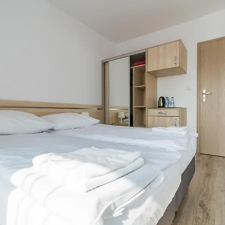 Marlon 3* Jastrzębia Góra