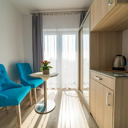 Marlon 3* Jastrzębia Góra